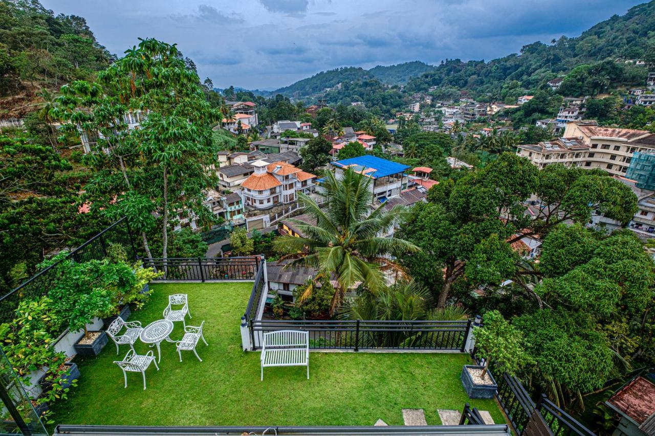 होटल Queens Mount Ridge Kandy